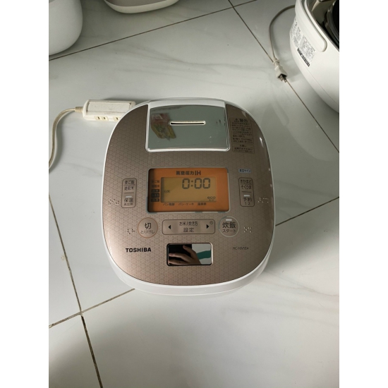 NÔI CƠM TOSHIBA RC-10VSE4 NỘI ĐỊA NHÂT GIÁ TỐT